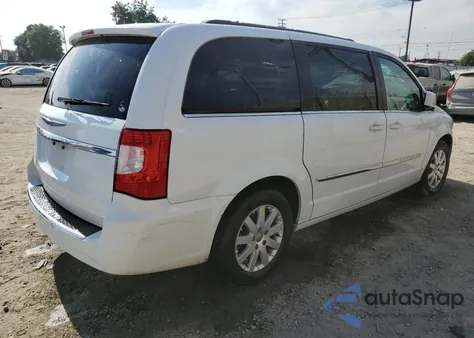 2016 Chrysler Town & Country Touring from USA, damaged, VIN 2C4RC1BG2GR298601